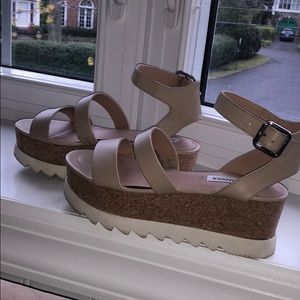 Steve Madden platform sandals